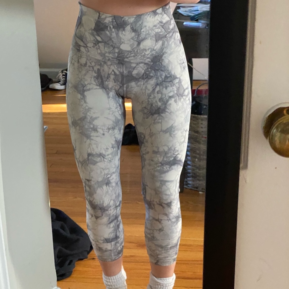 Lululemon marble leggings